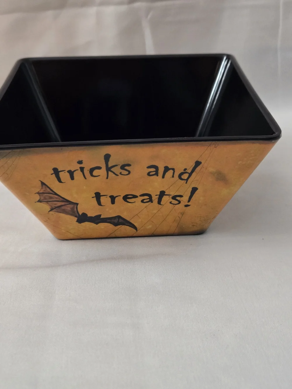 Certified International Tracy Flickinger Halloween Bat Square Serving Bowl 7